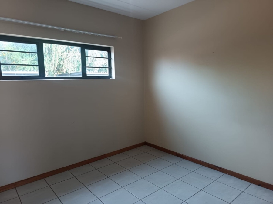 1 Bedroom Property for Sale in Rhodesdene Northern Cape